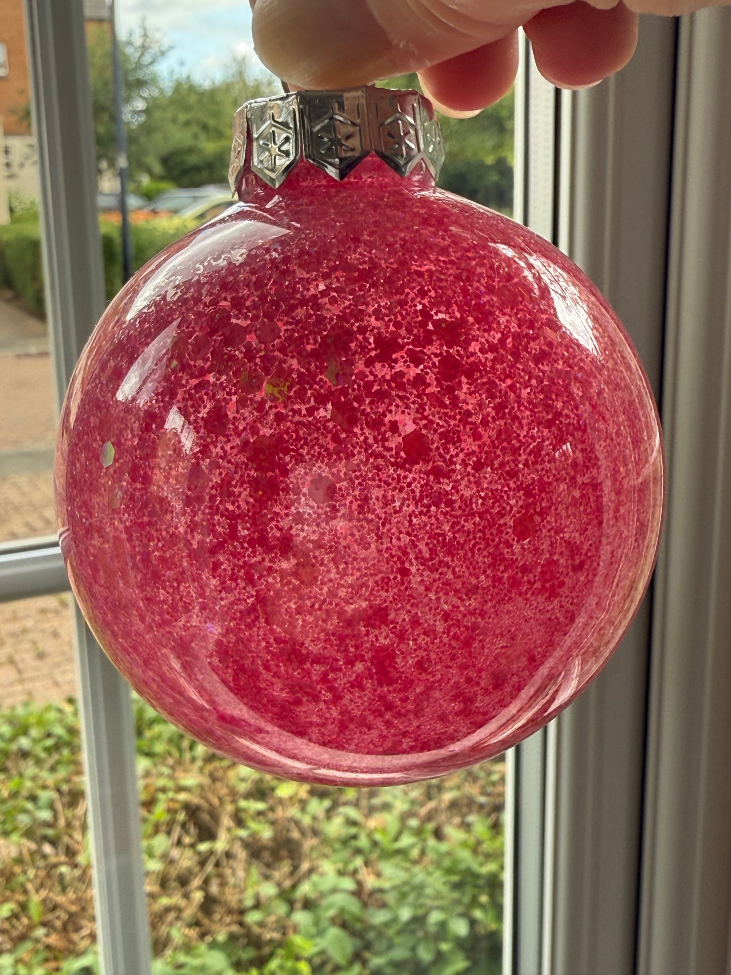 10cm bauble