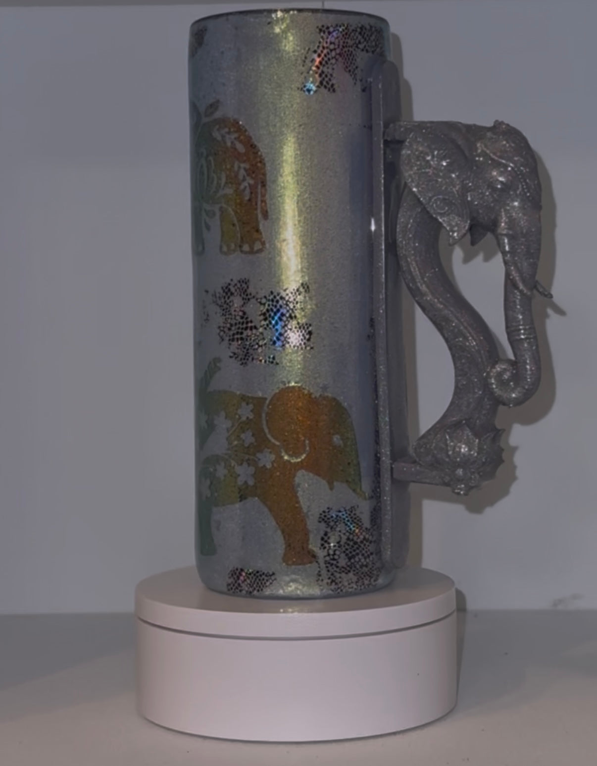 Elephant handle